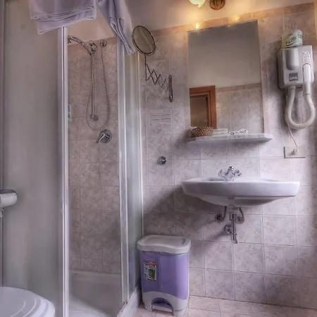 Eco-art De Albertis Hotel